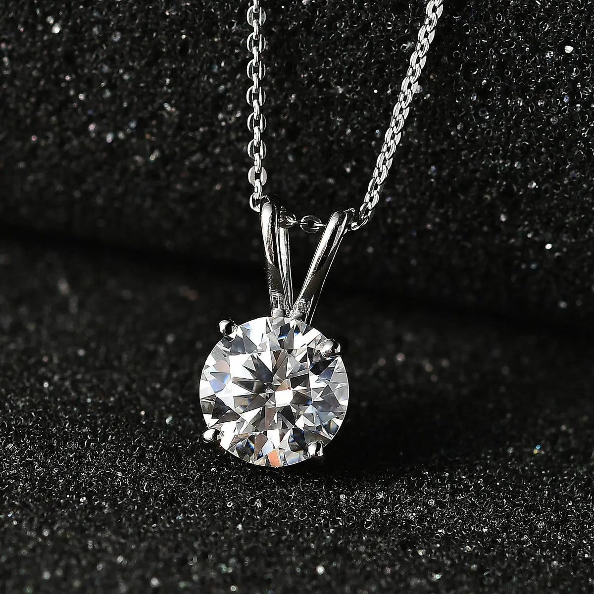 "Elegant Solitaire Diamond Pendant Necklace in Sterling Silver"
