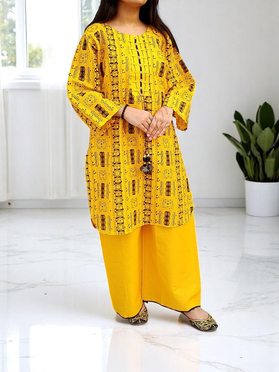 Elegant Lawn Cotton 2PC Set – Steam Printed Shirt, Regular Lenght 37 with Plain Flapper | CT11 | Rs. 2,150 (1)