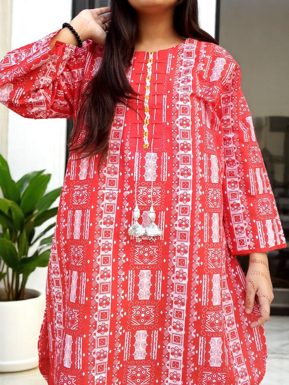 title Elegant Lawn Cotton 2PC Set – Steam Printed Shirt, Regular Lenght 37 with Plain Flapper | CT11 | Rs. 2,150 (7)